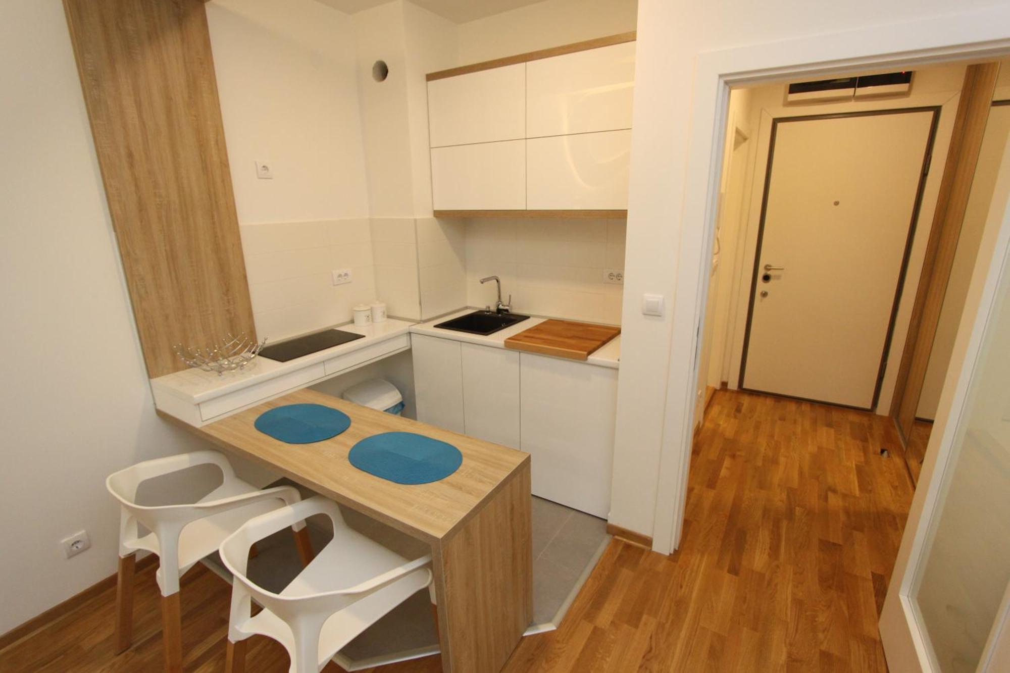 Riviera New Belgrade Apartment, Parking 5 Eur Per Day 外观 照片