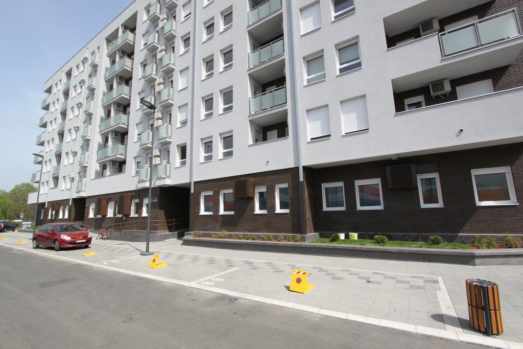 Riviera New Belgrade Apartment, Parking 5 Eur Per Day 外观 照片